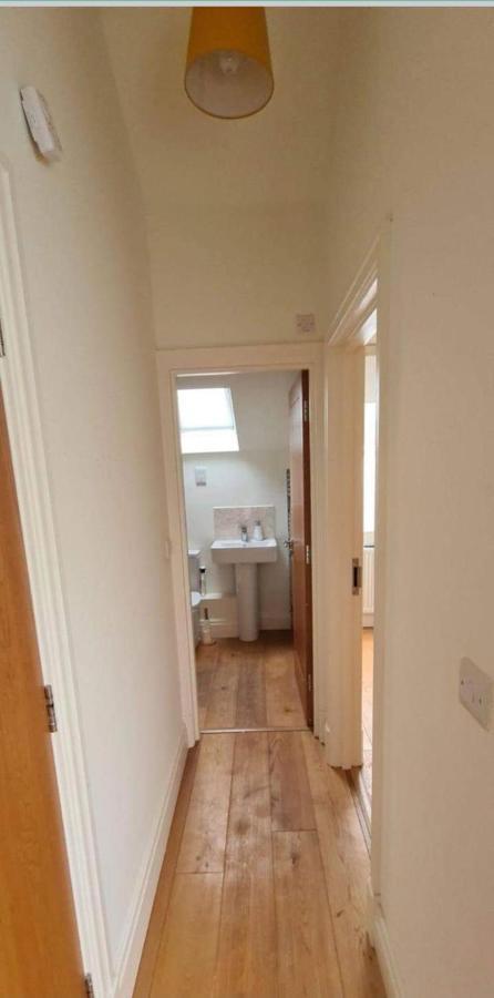 Lovely 1-Bed Loft In Newport Newport (Gwent) Exterior foto